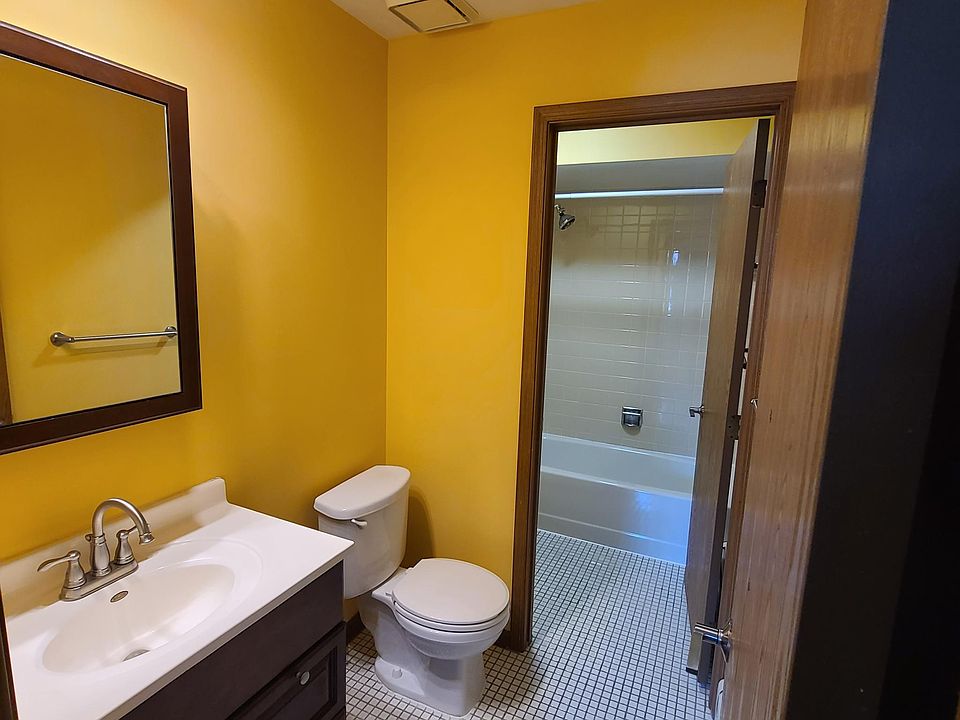 1st image of 2713 Northcreek Dr APT 1