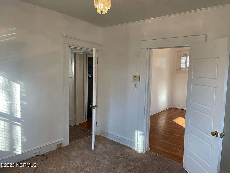 816 S 11th St — Photo 8