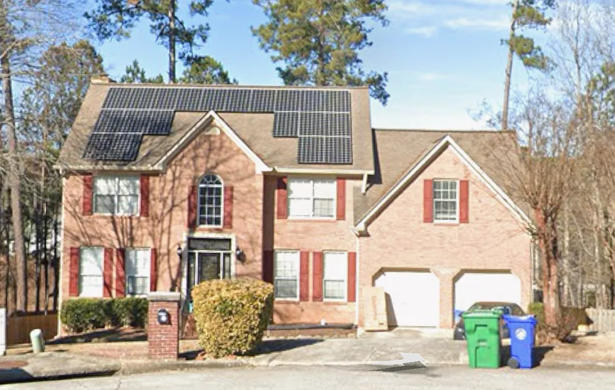 Huntington Place Cir, Lithonia — Photo 1