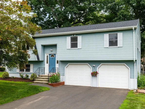 14 Wellwyn Drive, Portland, CT 06480