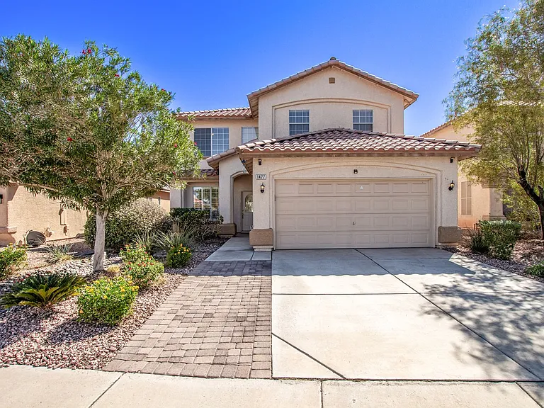 1477 Rancho Ridge Dr — Photo 2