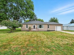 60 1st Ave, Lexington, OH 44904