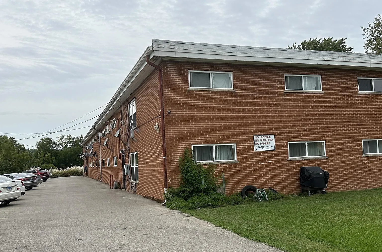 2 bed, 825 sqft, $1,440 — Photo 3