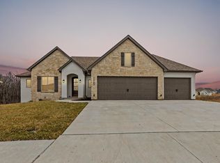 2805 Misty Flower, Columbia, MO 65203