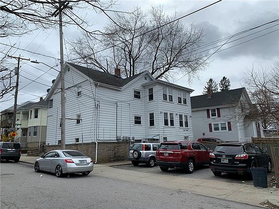 3rd image of 165 Newell Ave