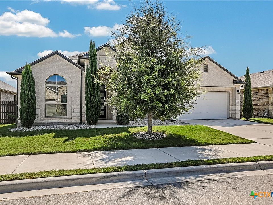 1st image of 16932 Aventura Ave