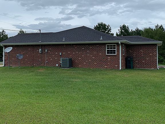 4th image of 203 Sugar Ln