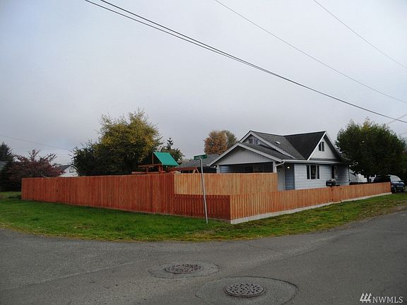 2nd image of 801 Wood Ave