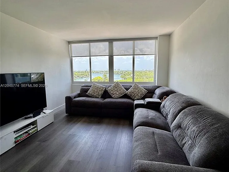 7441 Wayne Ave #6B — Photo 22