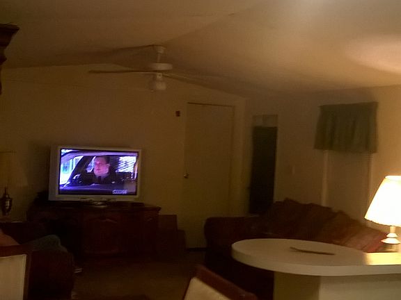 Eat in kitchen from backdoor