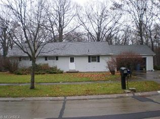 25429 Tyndall Falls Dr, Olmsted Falls, OH