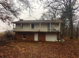 21176 State Route 127, Nashville, IL 62263