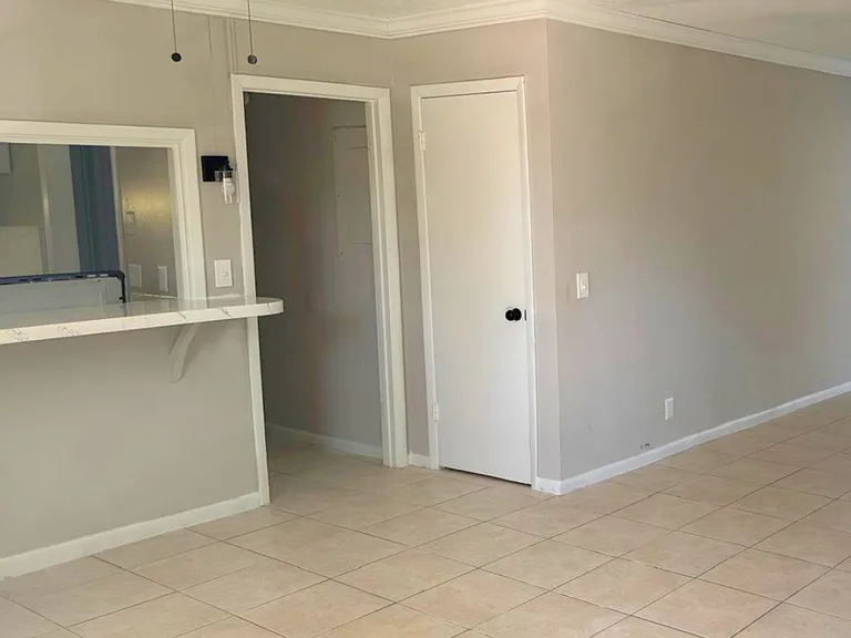 Move In Free at Cielo at University - No Admin Fee + One Month Free! — Photo 38