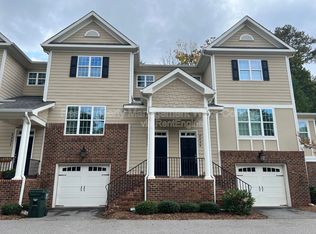 2805 Plumfield Pl, Raleigh, NC 27607