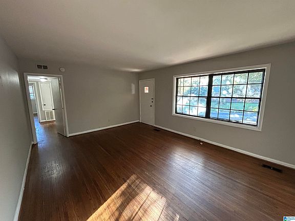 4th image of 1613 4th St NW