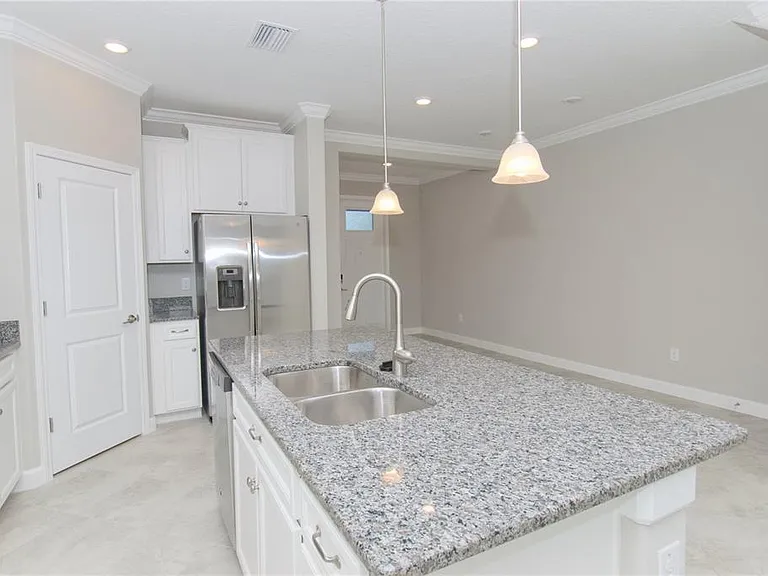18622 Noble Caspian Dr — Photo 5