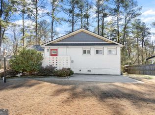 2026 Harwinor Rd SE, Smyrna, GA 30082