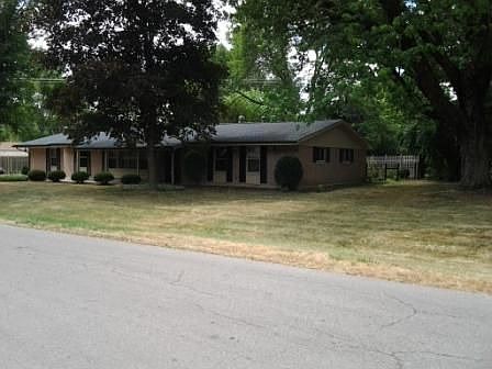 4th image of 2213 Marcia Dr