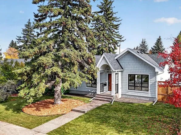 60 W Governor Dr SW, Calgary, AB T3E 4Y9