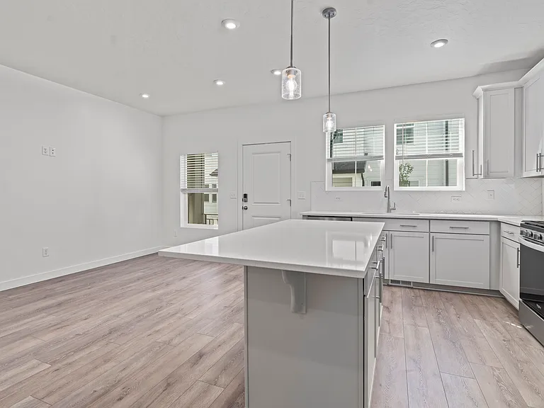 9361 Crowley Way — Photo 15