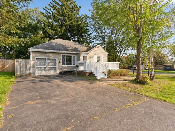 125 McKenney Ave, Mattydale, NY 13211