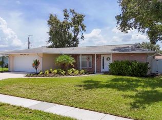 6637 Bowline Dr, Sarasota, FL 34231