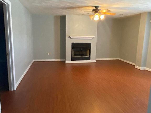 4th image of 5502 South Village Dr