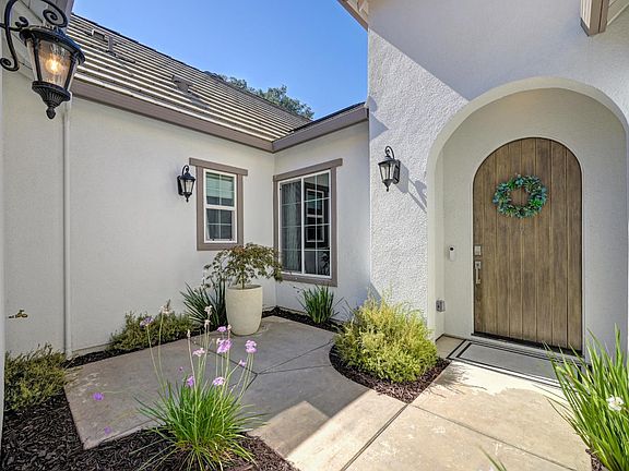 3rd image of 5970 Secret Preserve Ct