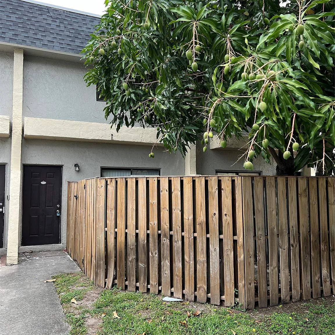 2 bed, 1.5 bath, 1020 sqft, $1,699 — Photo 1