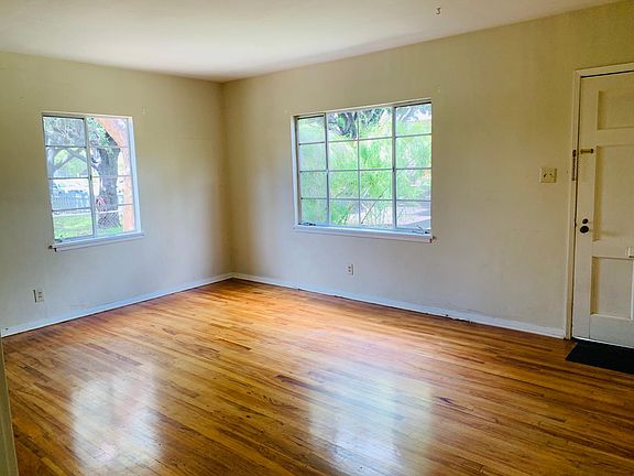 5th image of 4293 Revere Pl