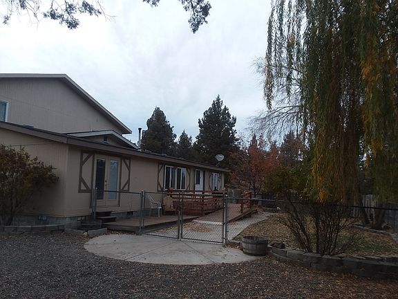 5th image of 2303 SE Morningside Dr