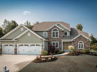 12396 Summerwood Dr, Concord Township, OH 44077