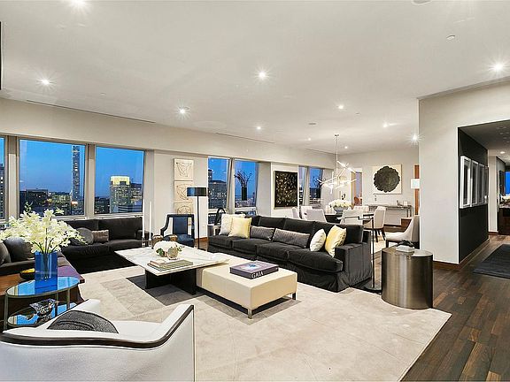 2nd image of 400 5th Ave #Ph1n