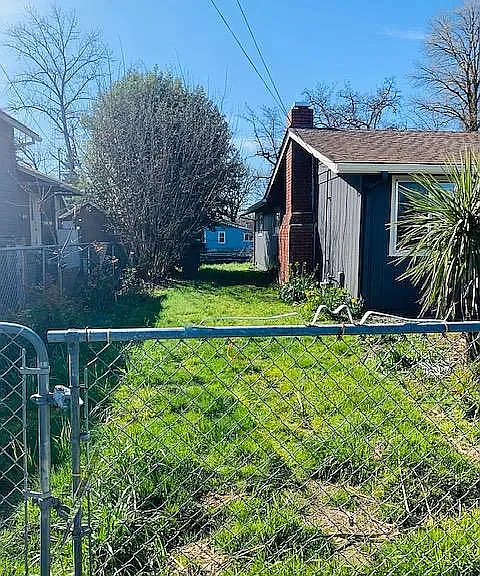 120 Cleveland St NE — Photo 14