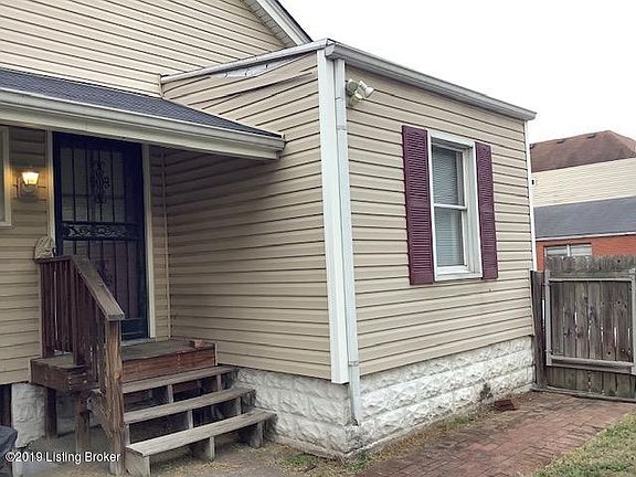 4th image of 2700 Bank St