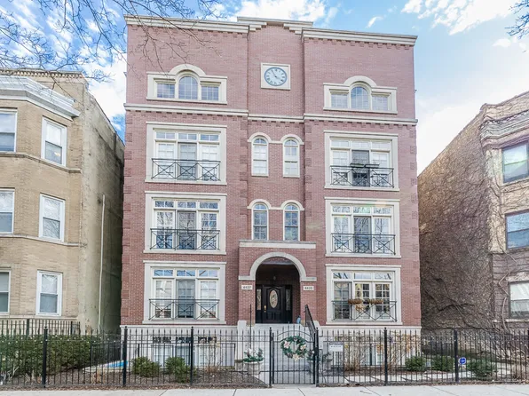 4425 N Racine Ave #2N, Chicago, IL 60640