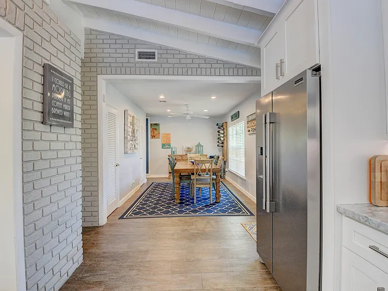 521 NW 14th St — Photo 16