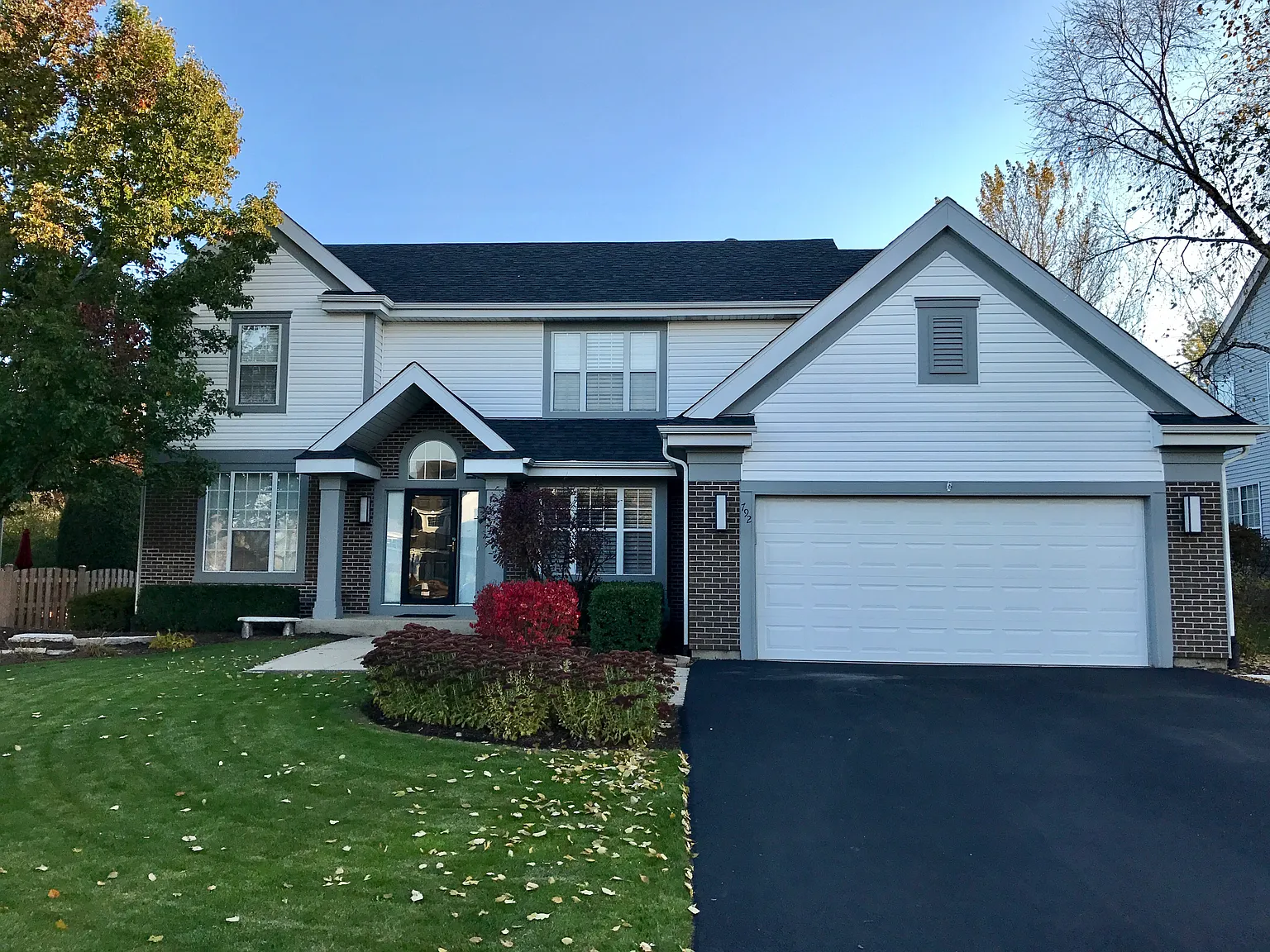 792 Foxmoor Ln photo 1