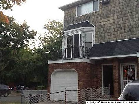 1st image of 38 Dryden Ct
