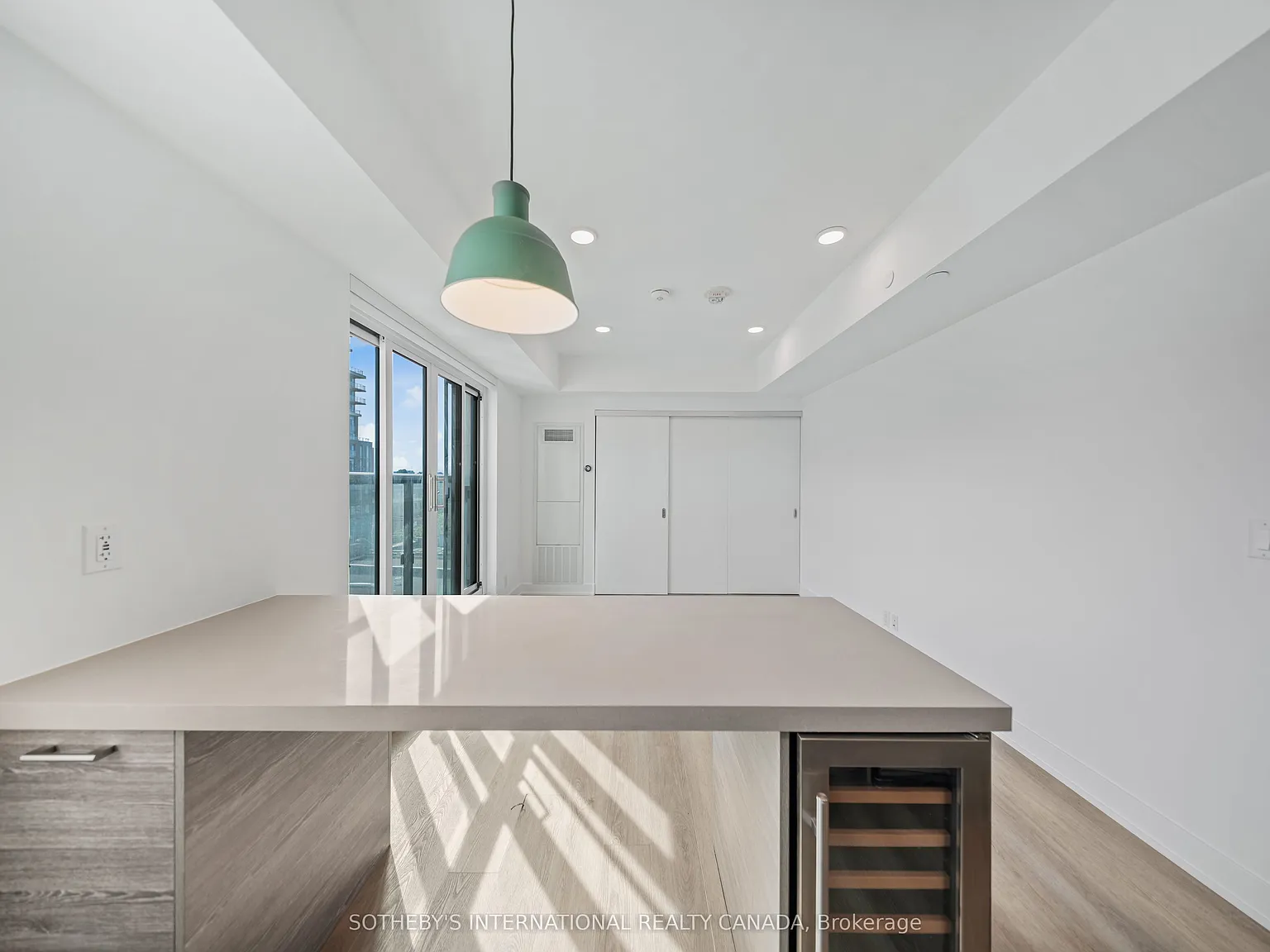 Studio, $2,665 — Photo 4