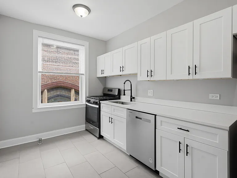 7610 S Saginaw Ave #2A — Photo 10