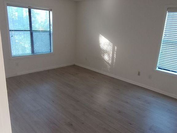 4th image of 1747 Jack Warner Pkwy APT 214-B