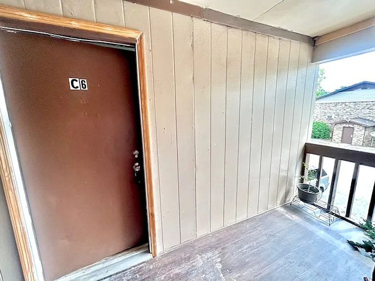 4523 Foster Ave SW — Photo 20