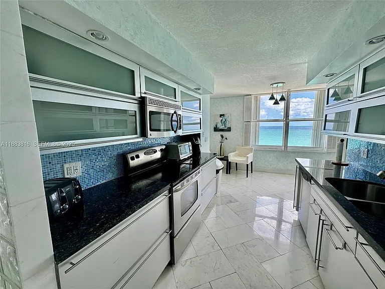 2751 S Ocean Dr #1204S — Photo 19