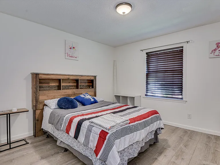 3648 Jamaica Dr — Photo 22