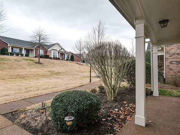 3rd image of 7028 Sunrise Cir