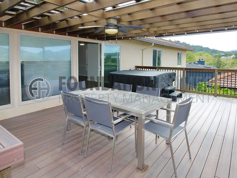 17 Portola Ave — Photo 24
