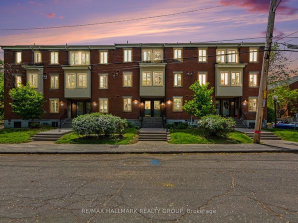 1168 Blasdell Ave, Ottawa, ON K1K 4H5