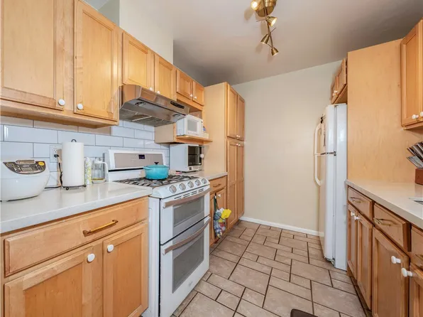 13918 Parkway Dr #53, Garden Grove, CA 92843