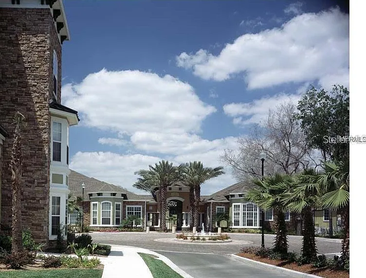1 bed, 1.0 bath, 976 sqft, $1,425 — Photo 4